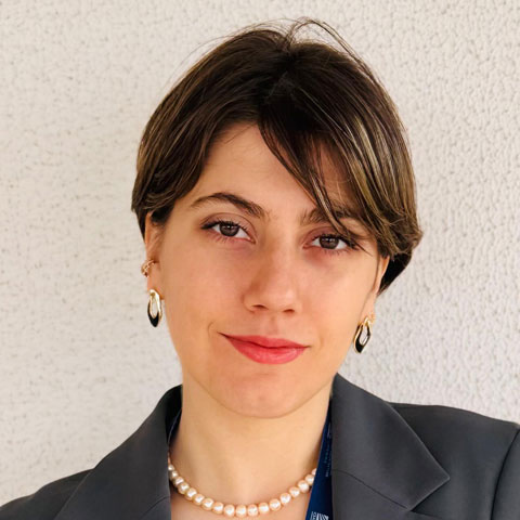 İdil Çalık 